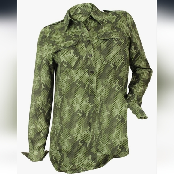 Tommy Hilfiger Tops - Tommy Hilfiger Camouflage Polka Dot Popover Shirt